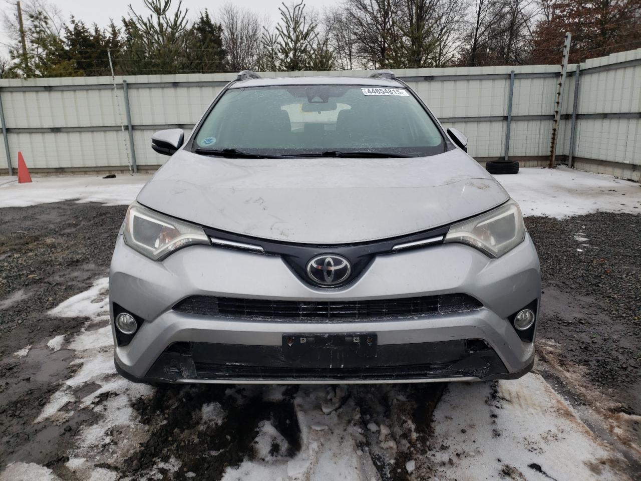 2017 TOYOTA RAV4 XLE - Фото 5