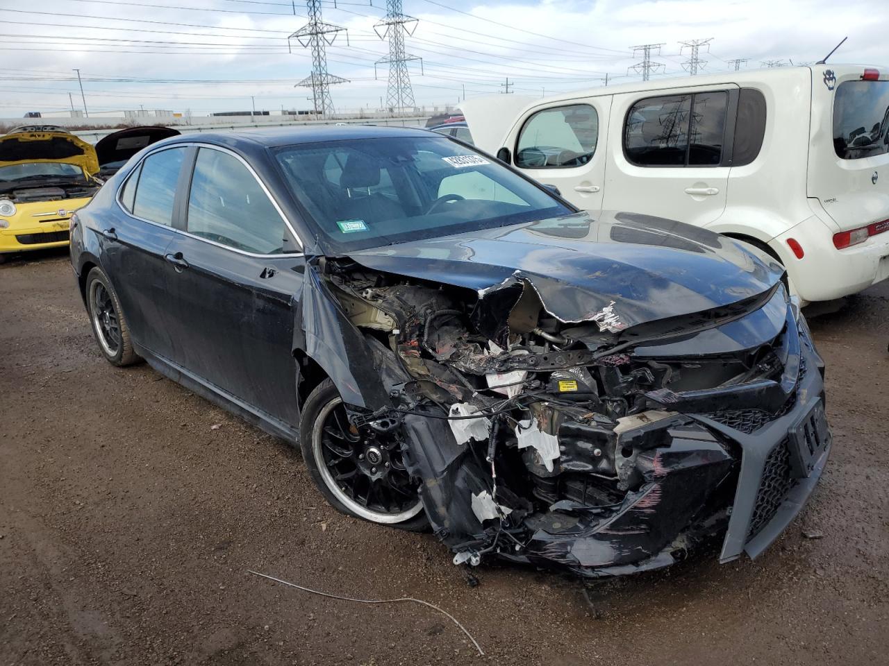 2019 TOYOTA CAMRY L - Фото 4