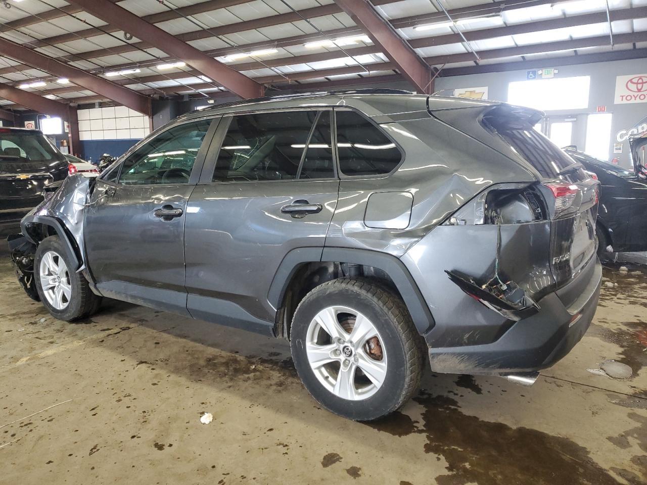 2020 TOYOTA RAV4 XLE - Image 2