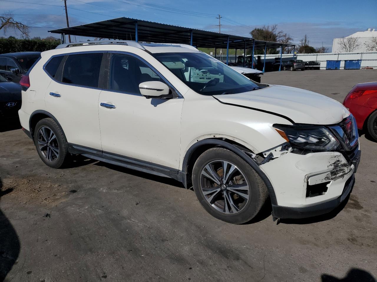 2017 NISSAN ROGUE S - Image 4