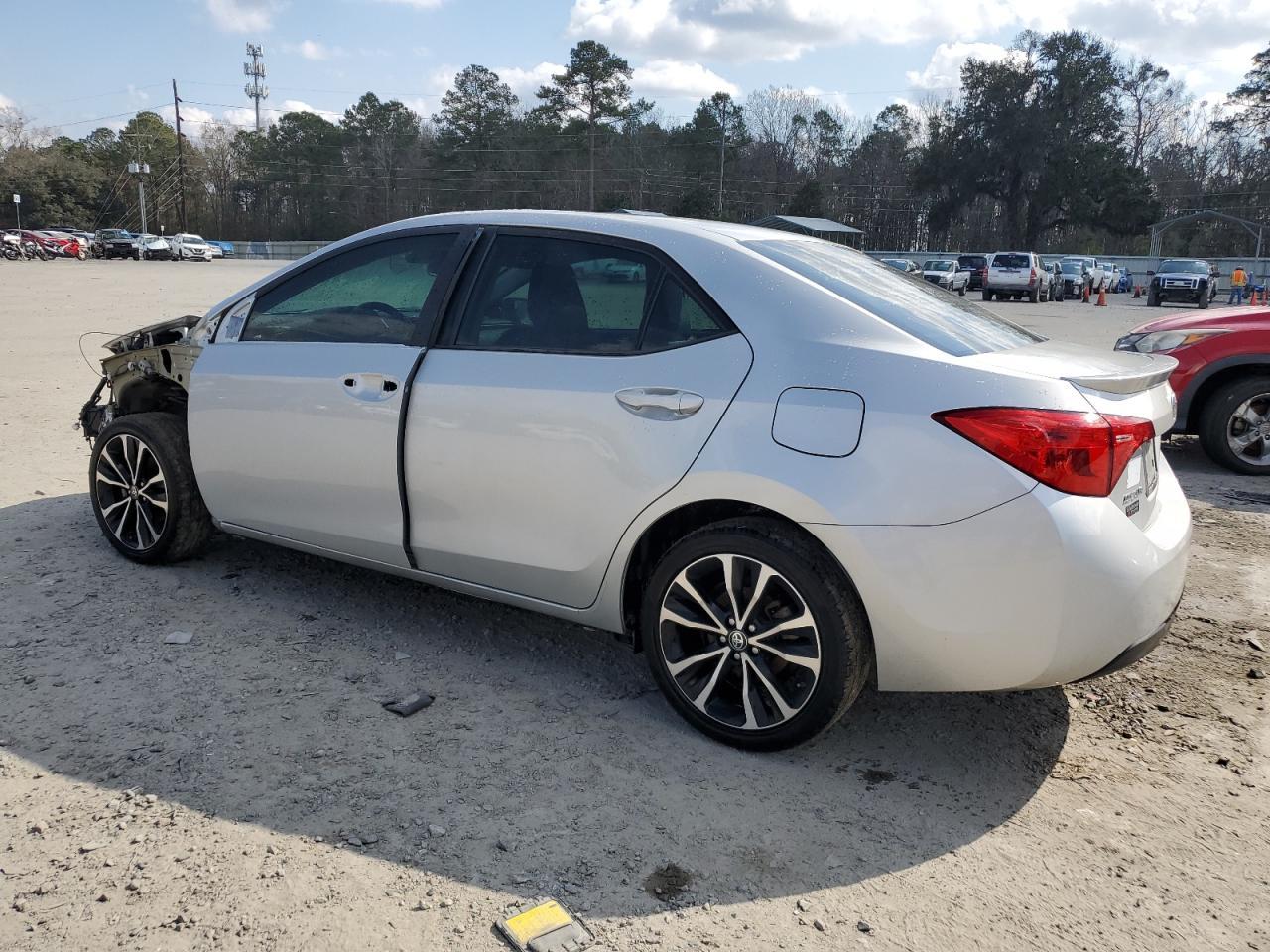 2018 TOYOTA COROLLA L - Image 2