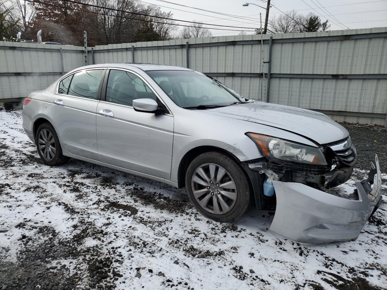 2012 HONDA ACCORD EXL - Image 4
