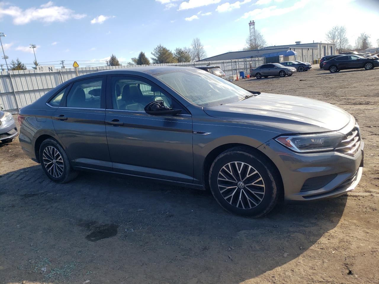 2019 VOLKSWAGEN JETTA SEL - Image 4