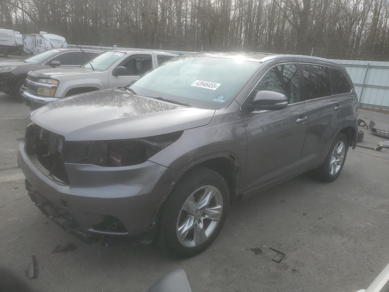 2015 TOYOTA HIGHLANDER