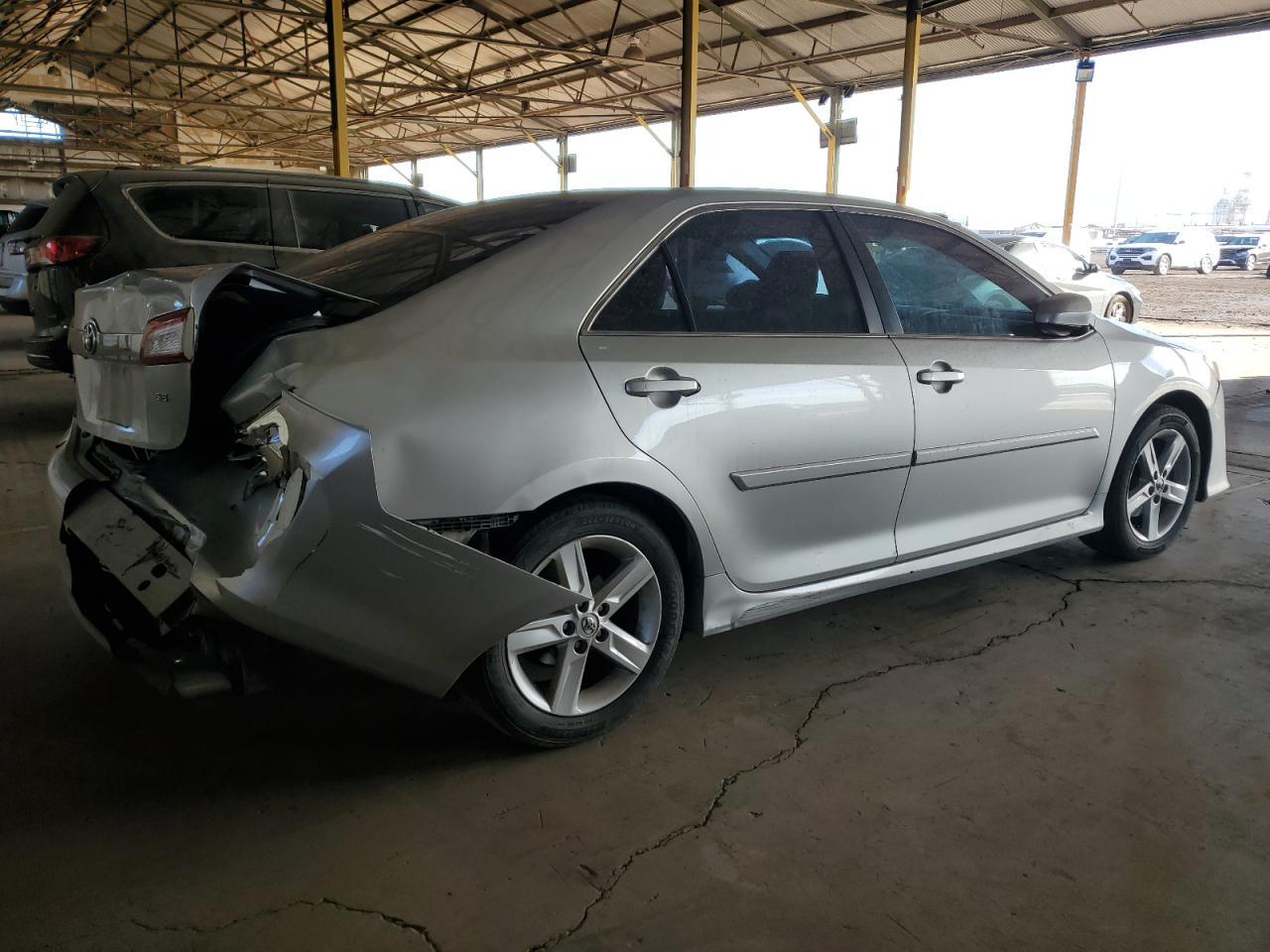 2014 TOYOTA CAMRY L - Image 3