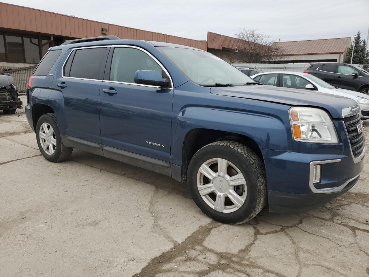 2016 GMC TERRAIN SL - Image 4