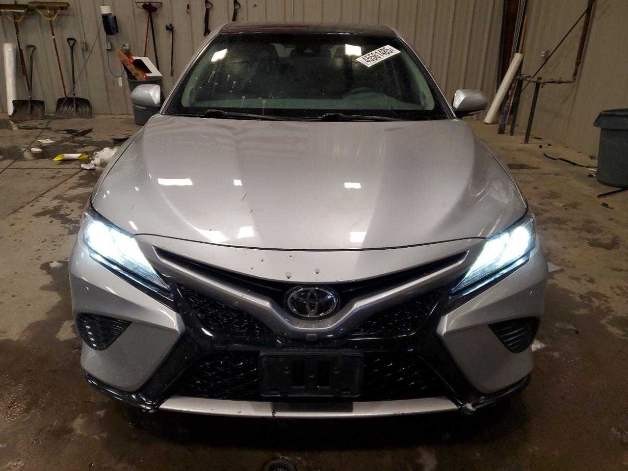 2018 TOYOTA CAMRY XSE - Фото 5