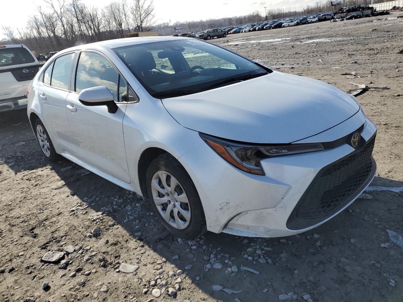 2022 TOYOTA COROLLA LE - Фото 4
