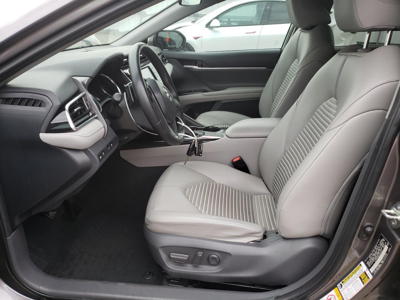2018 TOYOTA CAMRY L - Фото 7