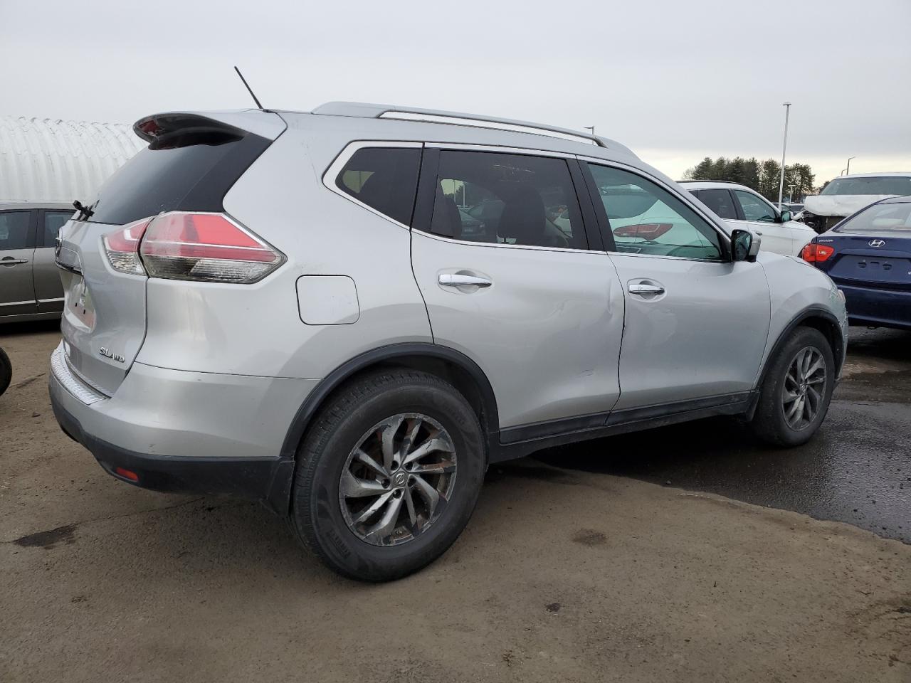 2015 NISSAN ROGUE S - Image 3