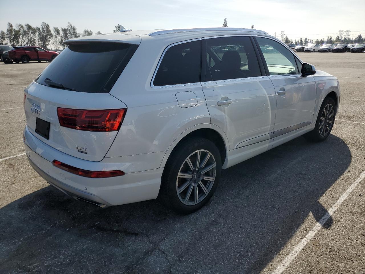 2017 AUDI Q7 PRESTIG - Фото 3