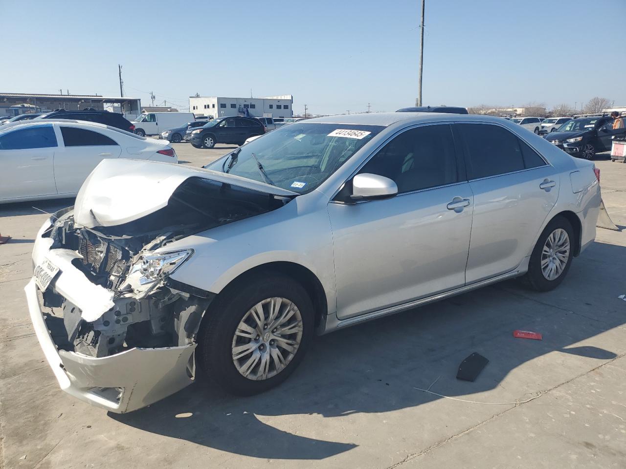 2014 TOYOTA CAMRY L