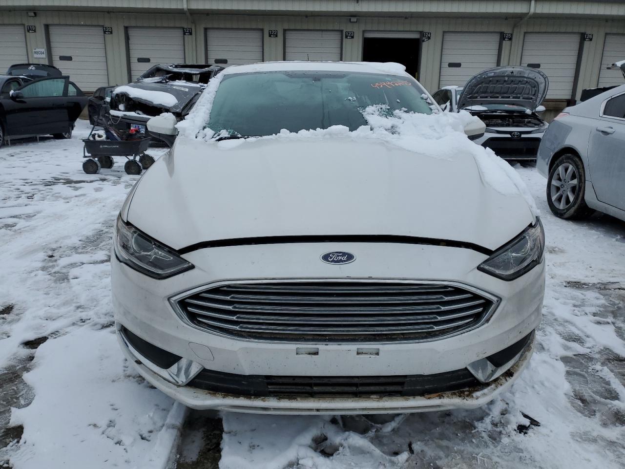 2017 FORD FUSION SE - Фото 5
