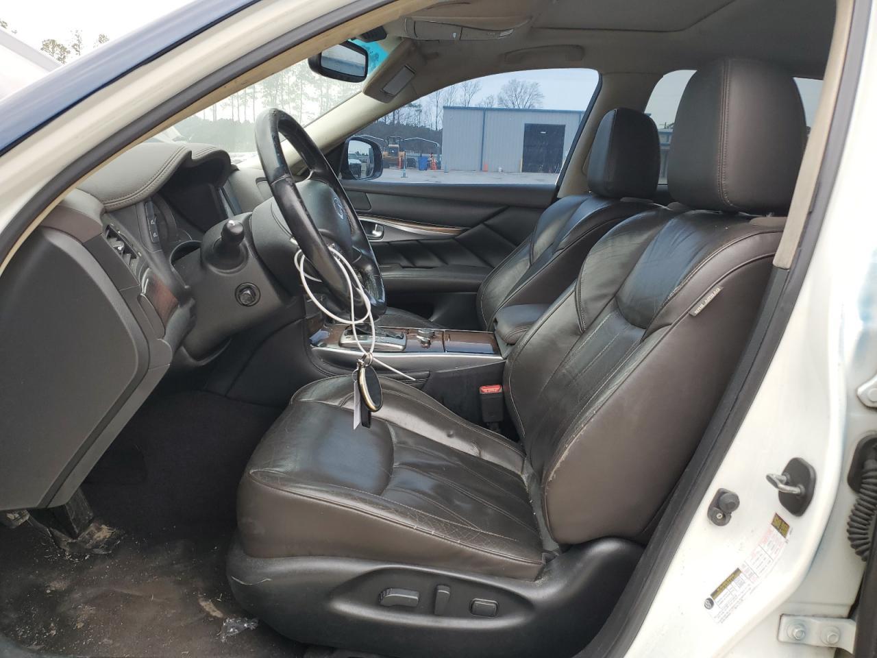 2015 INFINITI Q70L 3.7 - Image 7
