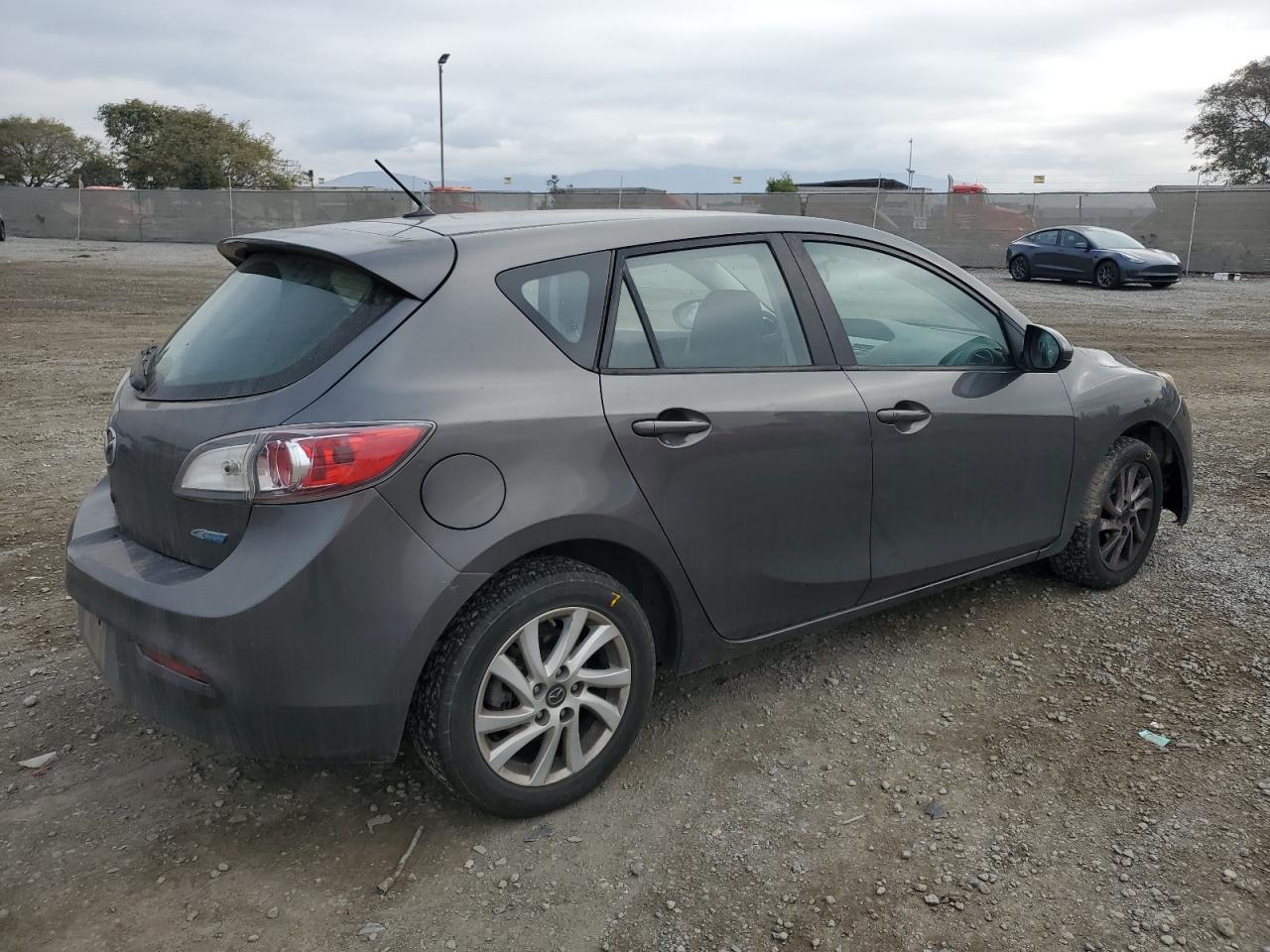 2013 MAZDA 3 I - Фото 3