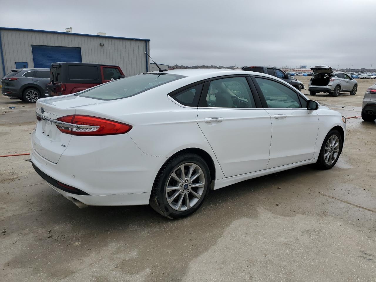 2017 FORD FUSION SE - Фото 3