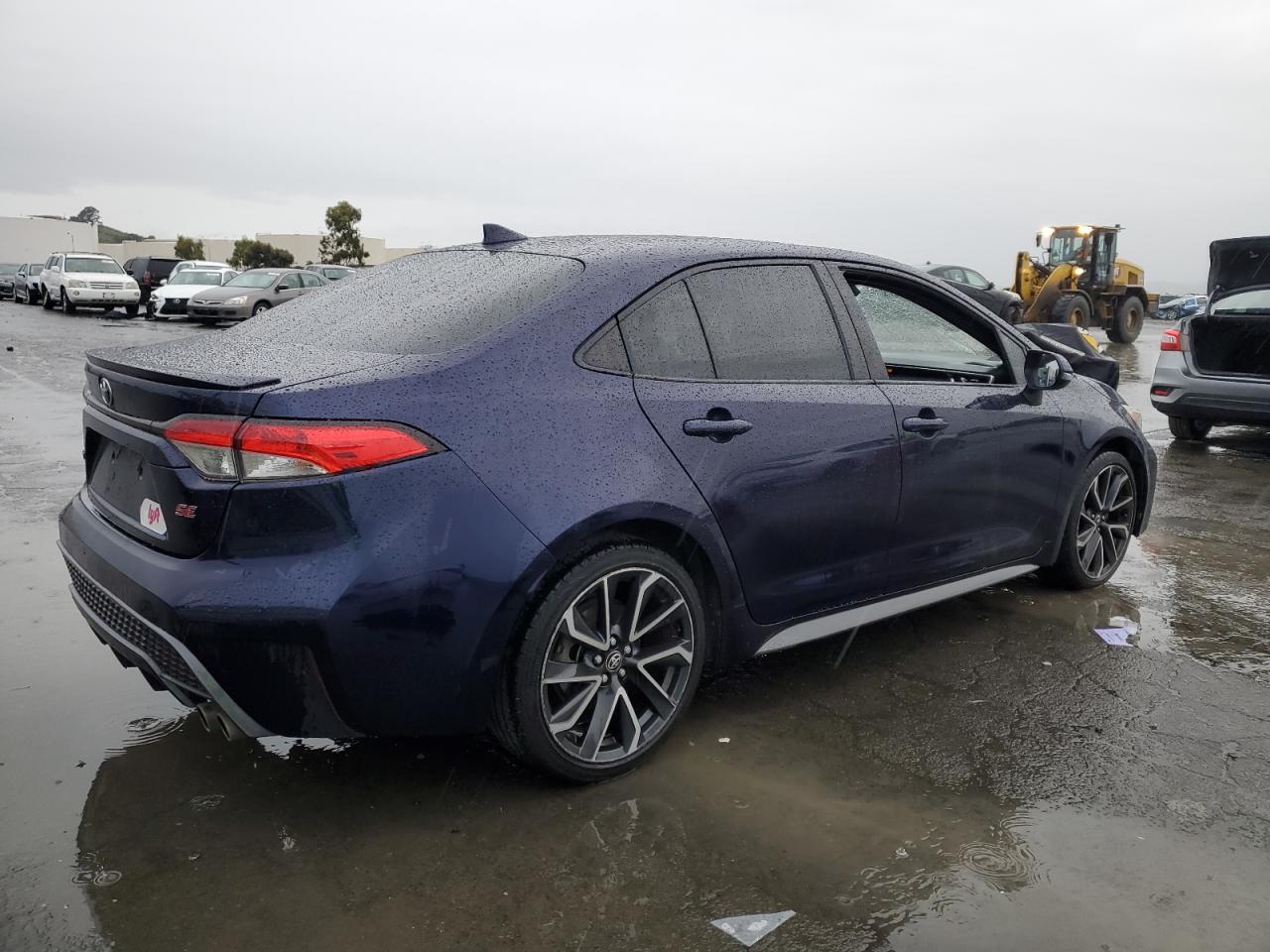 2020 TOYOTA COROLLA SE - Фото 3