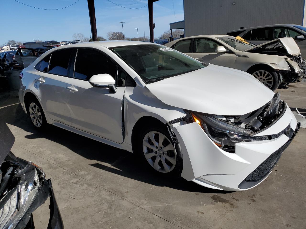 2021 TOYOTA COROLLA LE - Фото 4