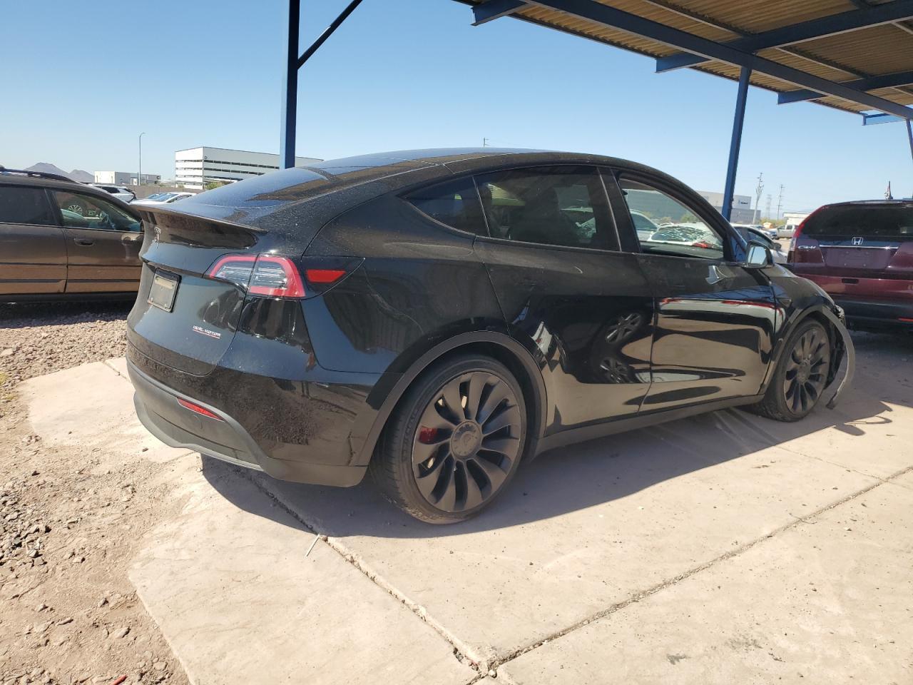 2023 TESLA MODEL Y - Фото 3