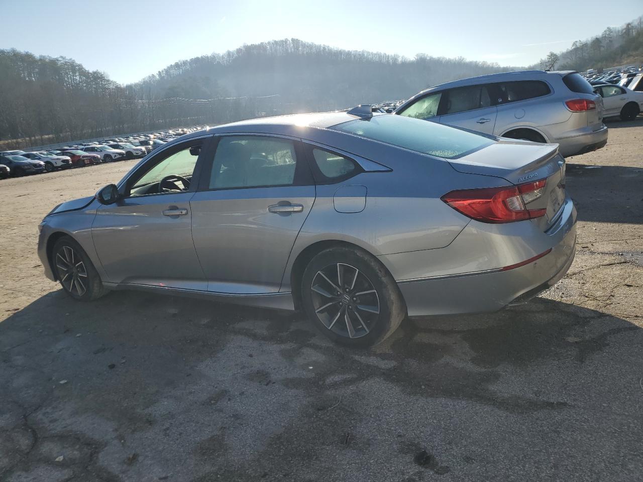 2022 HONDA ACCORD EXL - Фото 2