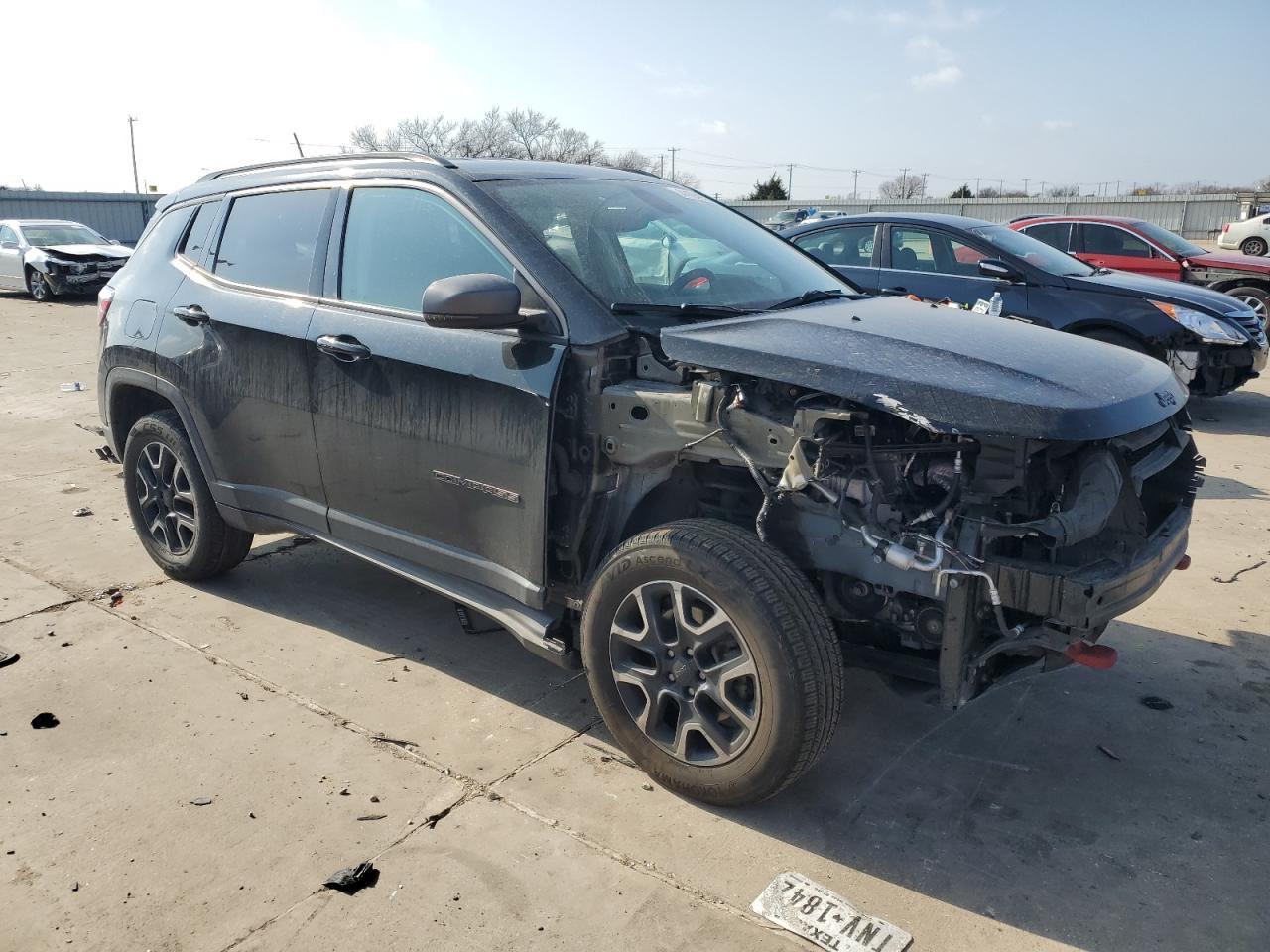 2019 JEEP COMPASS TR - Фото 4