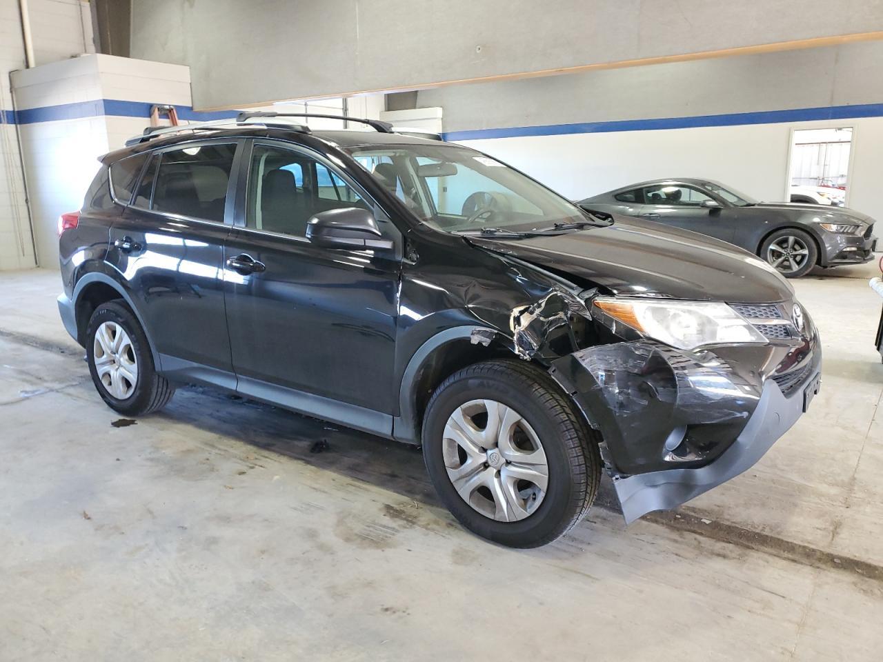 2014 TOYOTA RAV4 LE - Image 4