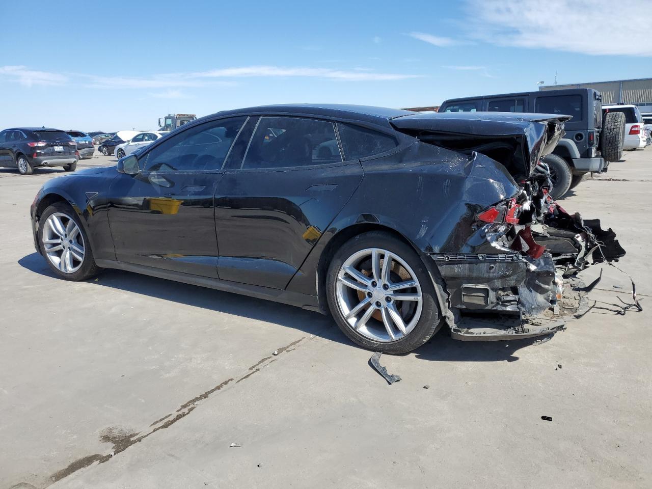 2015 TESLA MODEL S - Image 2