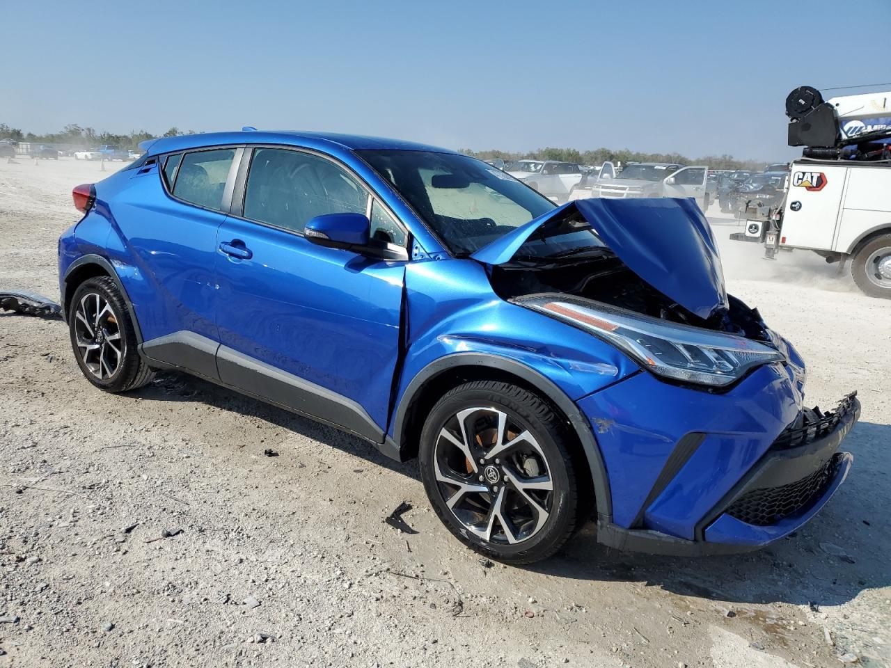 2021 TOYOTA C-HR XLE - Фото 4
