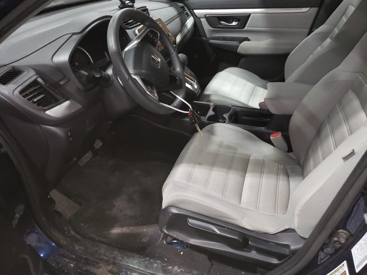 2017 HONDA CR-V LX - Image 7
