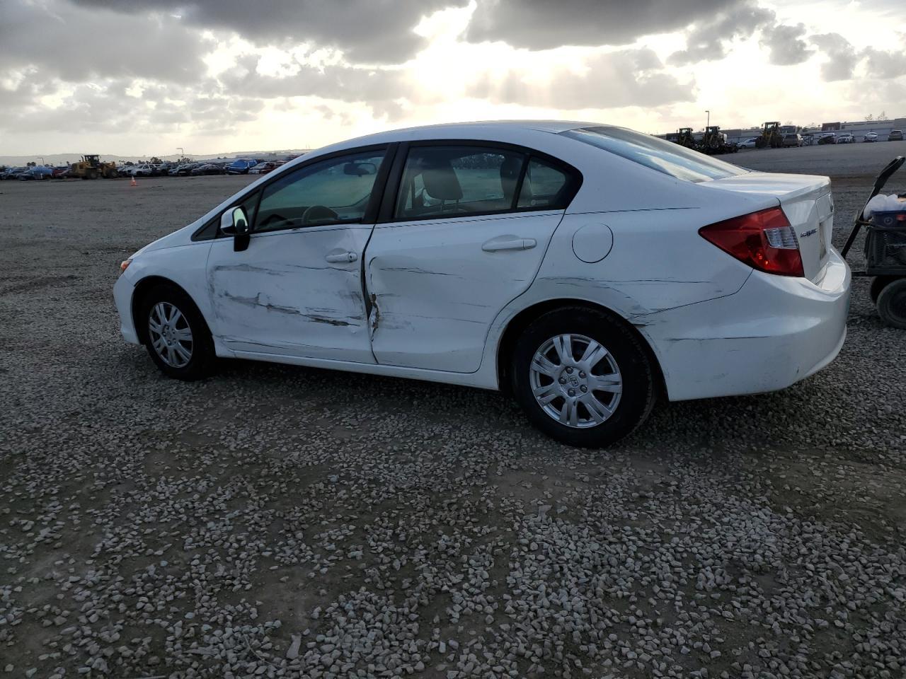 2012 HONDA CIVIC LX - Image 2