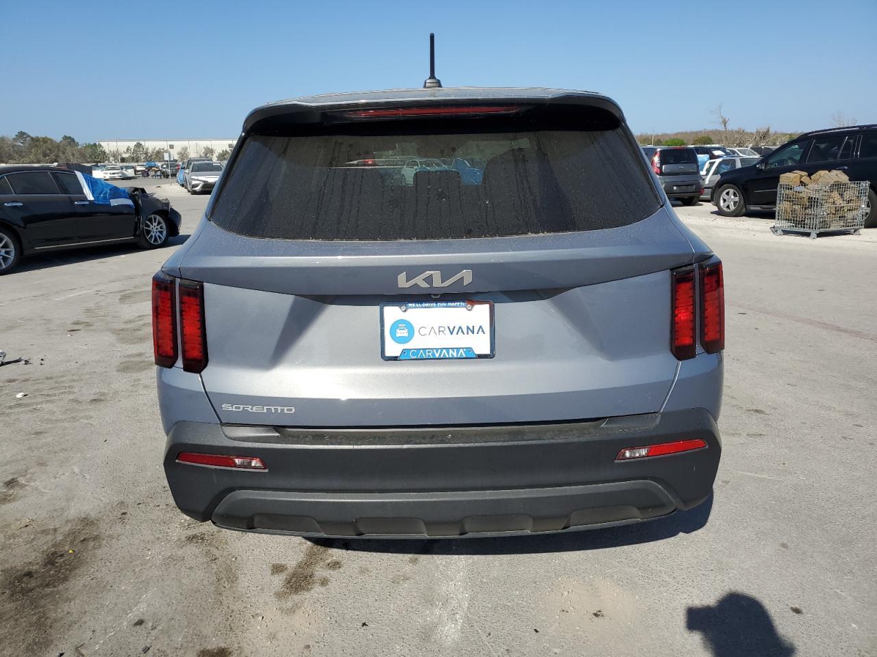 2023 KIA SORENTO LX - Фото 6
