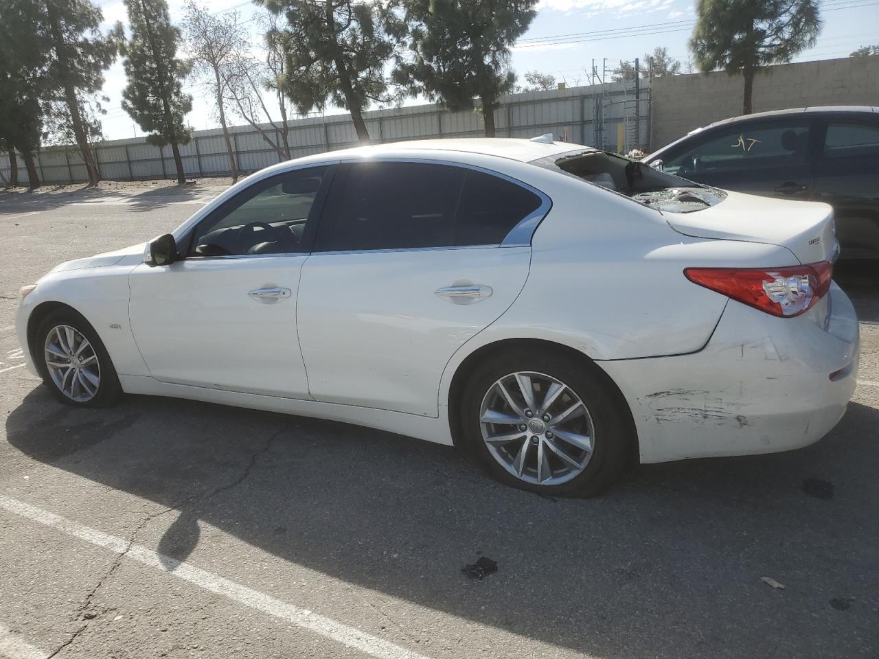 2016 INFINITI Q50 BASE - Фото 2