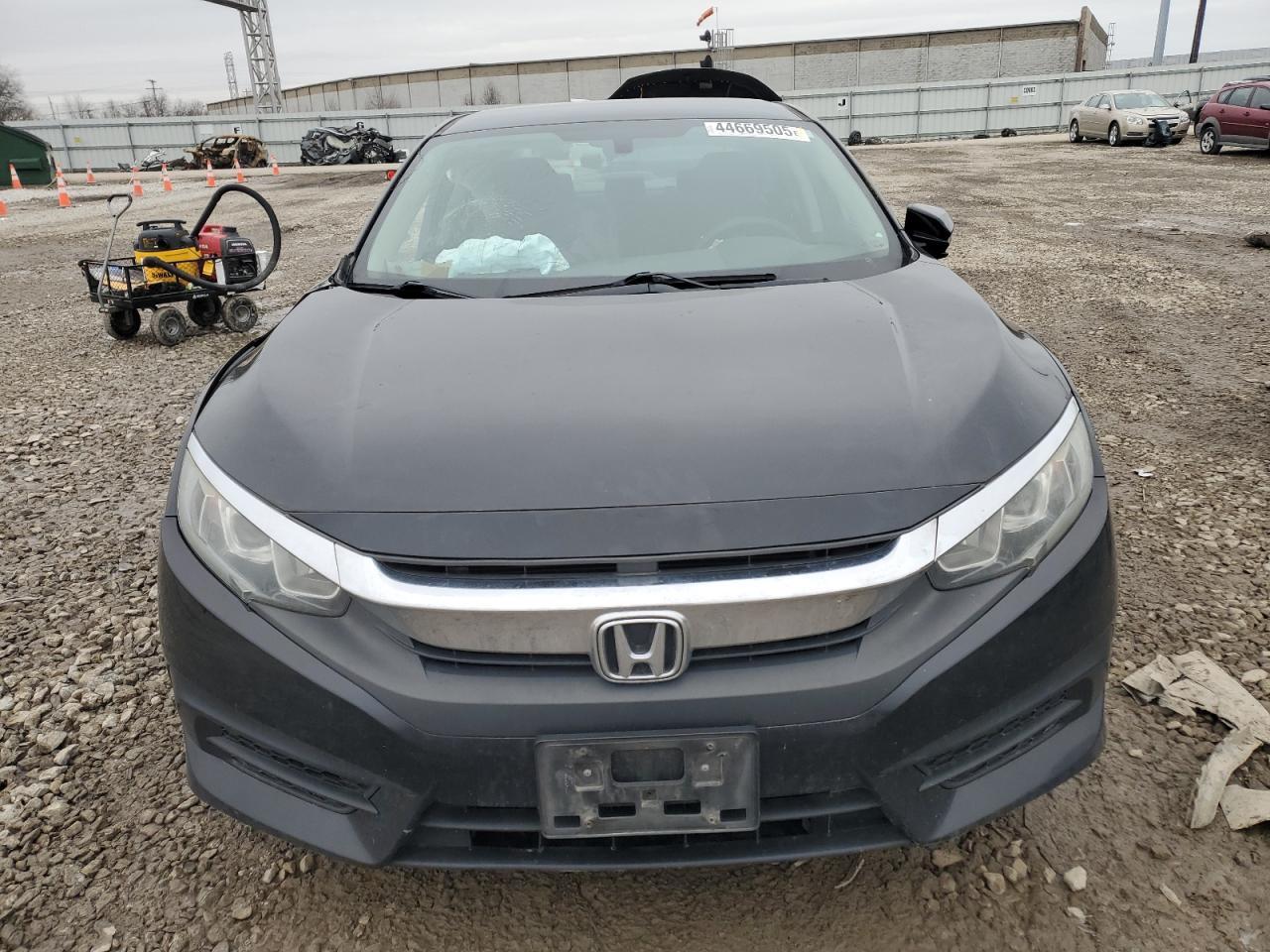 2017 HONDA CIVIC LX - Фото 5
