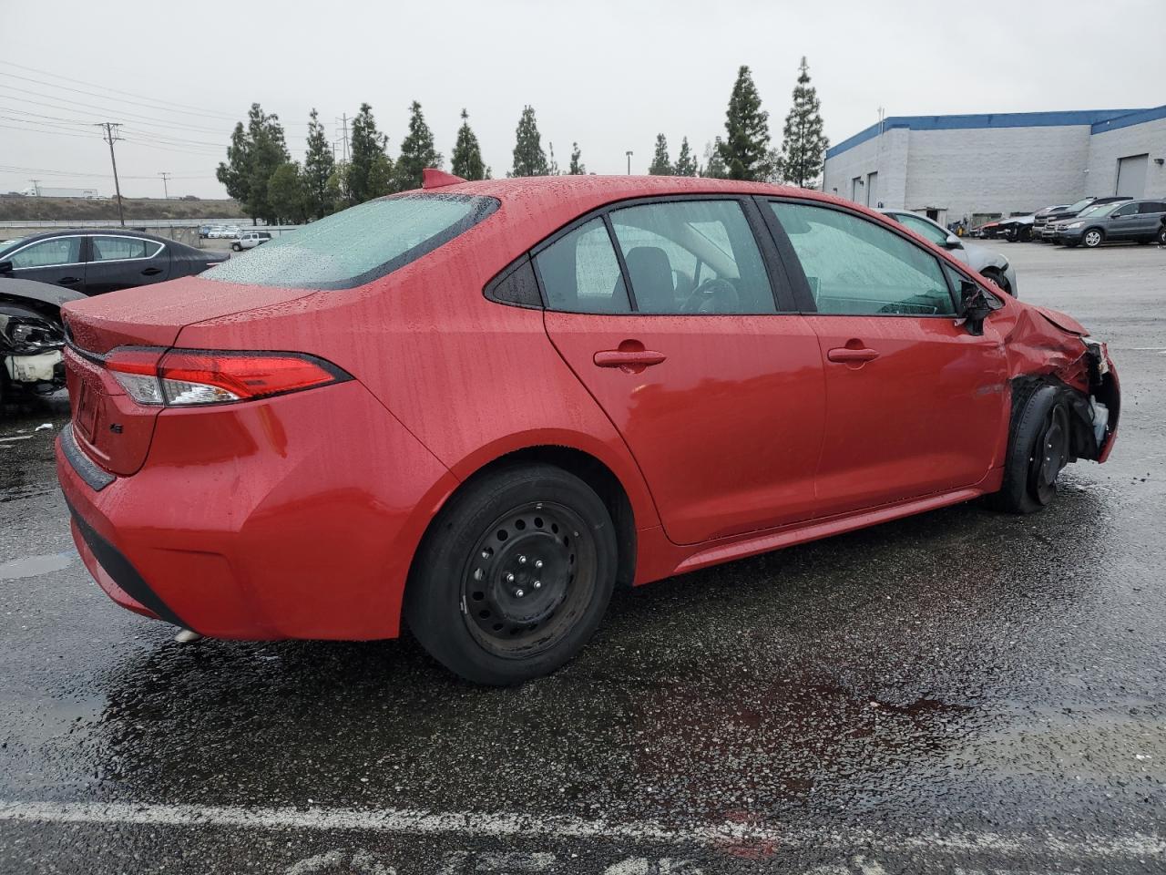 2021 TOYOTA COROLLA LE - Фото 3