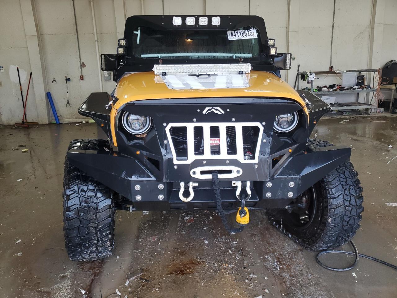 2012 JEEP WRANGLER U - Image 5
