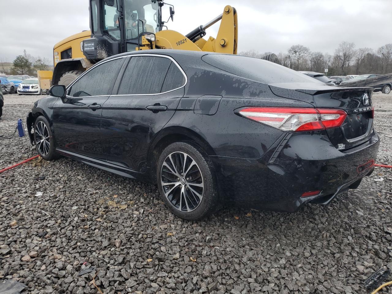 2018 TOYOTA CAMRY L - Image 2