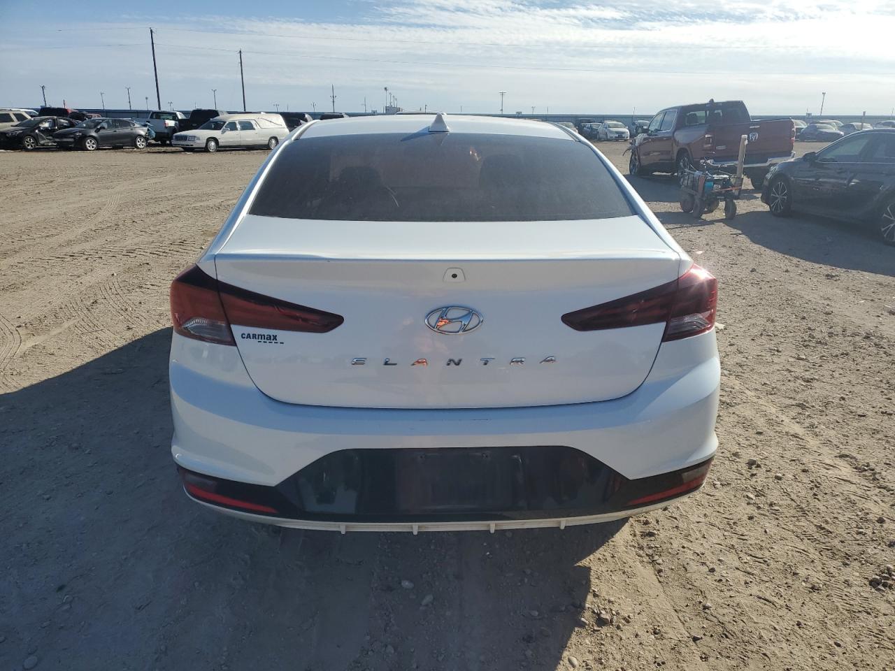2019 HYUNDAI ELANTRA SE - Фото 6