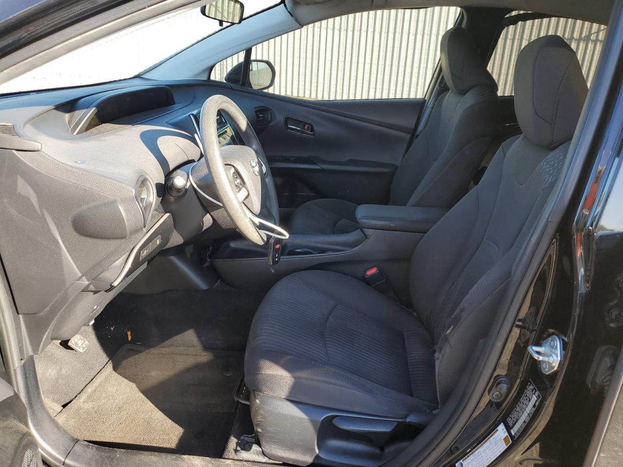 2016 TOYOTA PRIUS - Фото 7