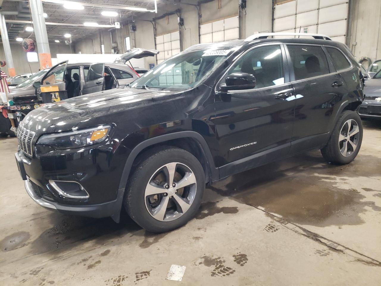 2019 JEEP CHEROKEE L