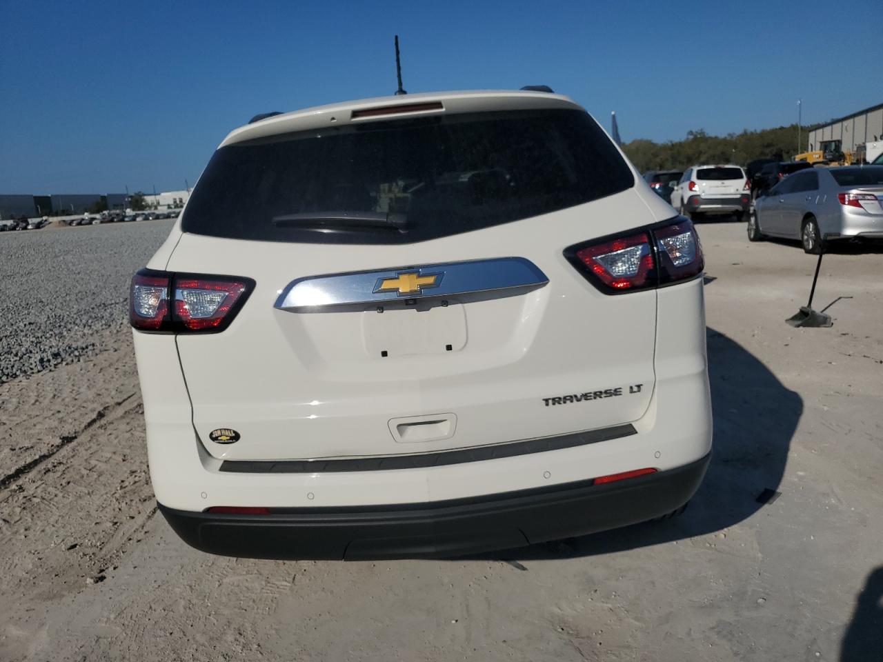 2014 CHEVROLET TRAVERSE L - Image 6