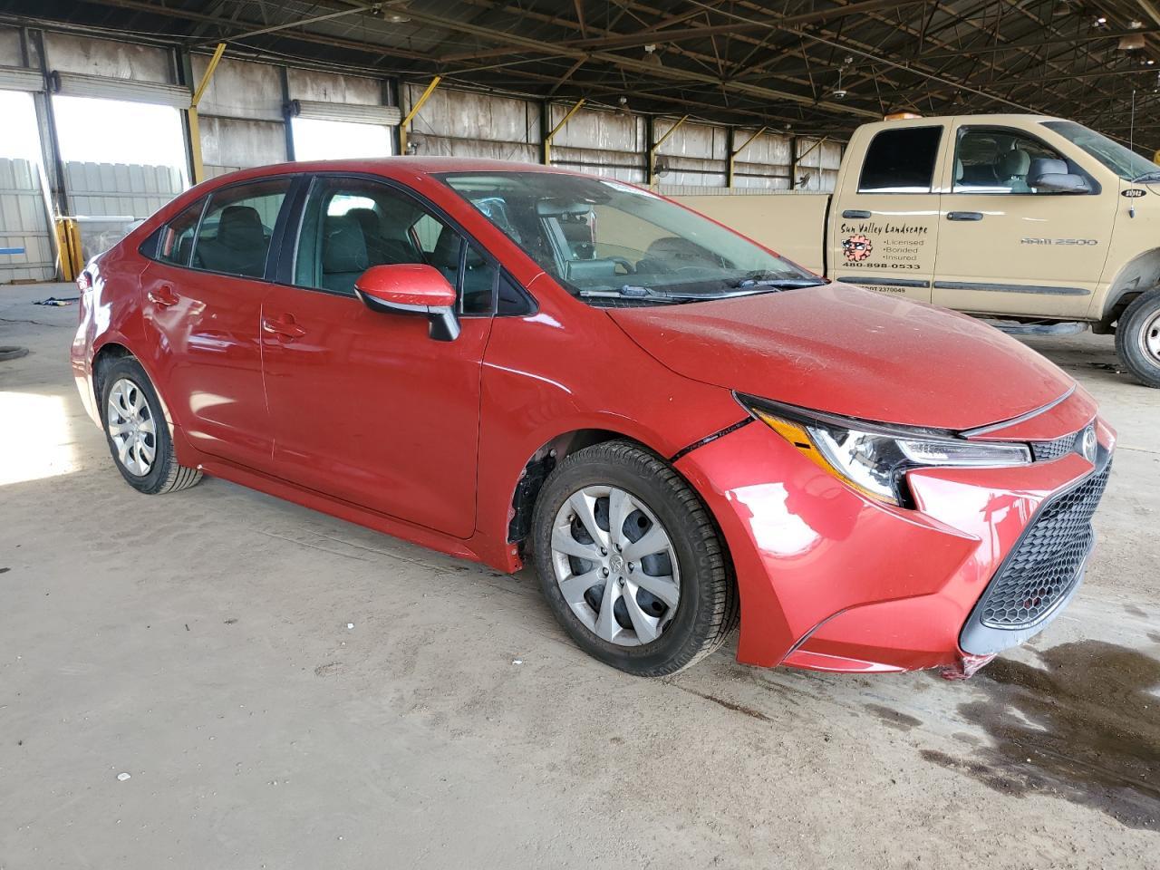 2020 TOYOTA COROLLA LE - Фото 4
