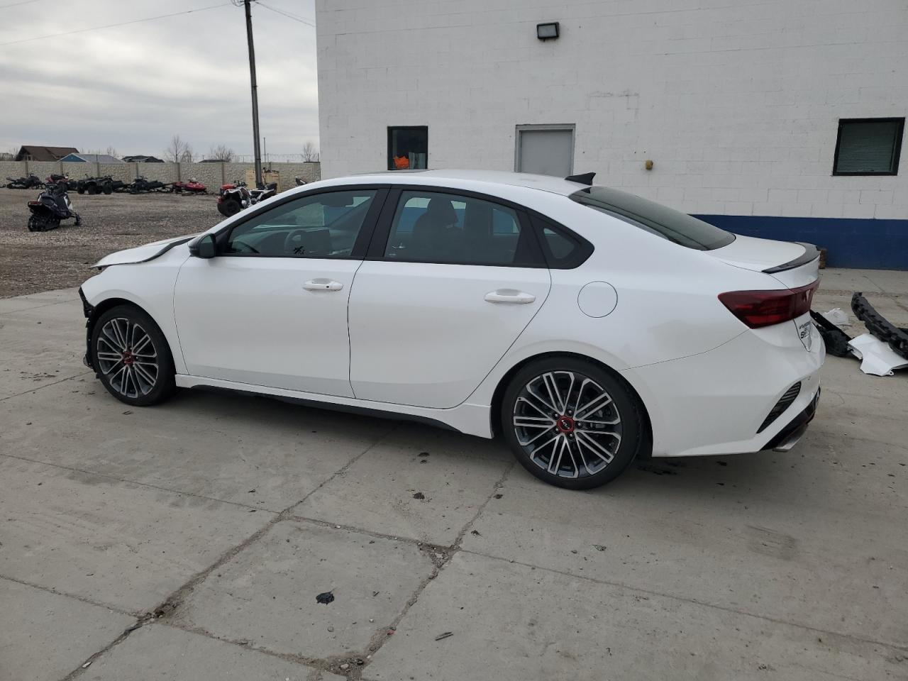 2024 KIA FORTE GT - Фото 2