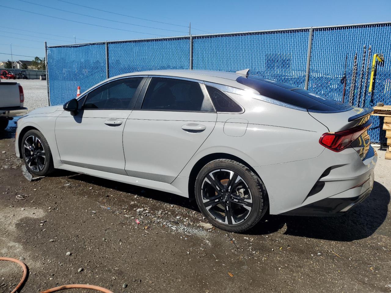 2023 KIA K5 GT LINE - Image 2