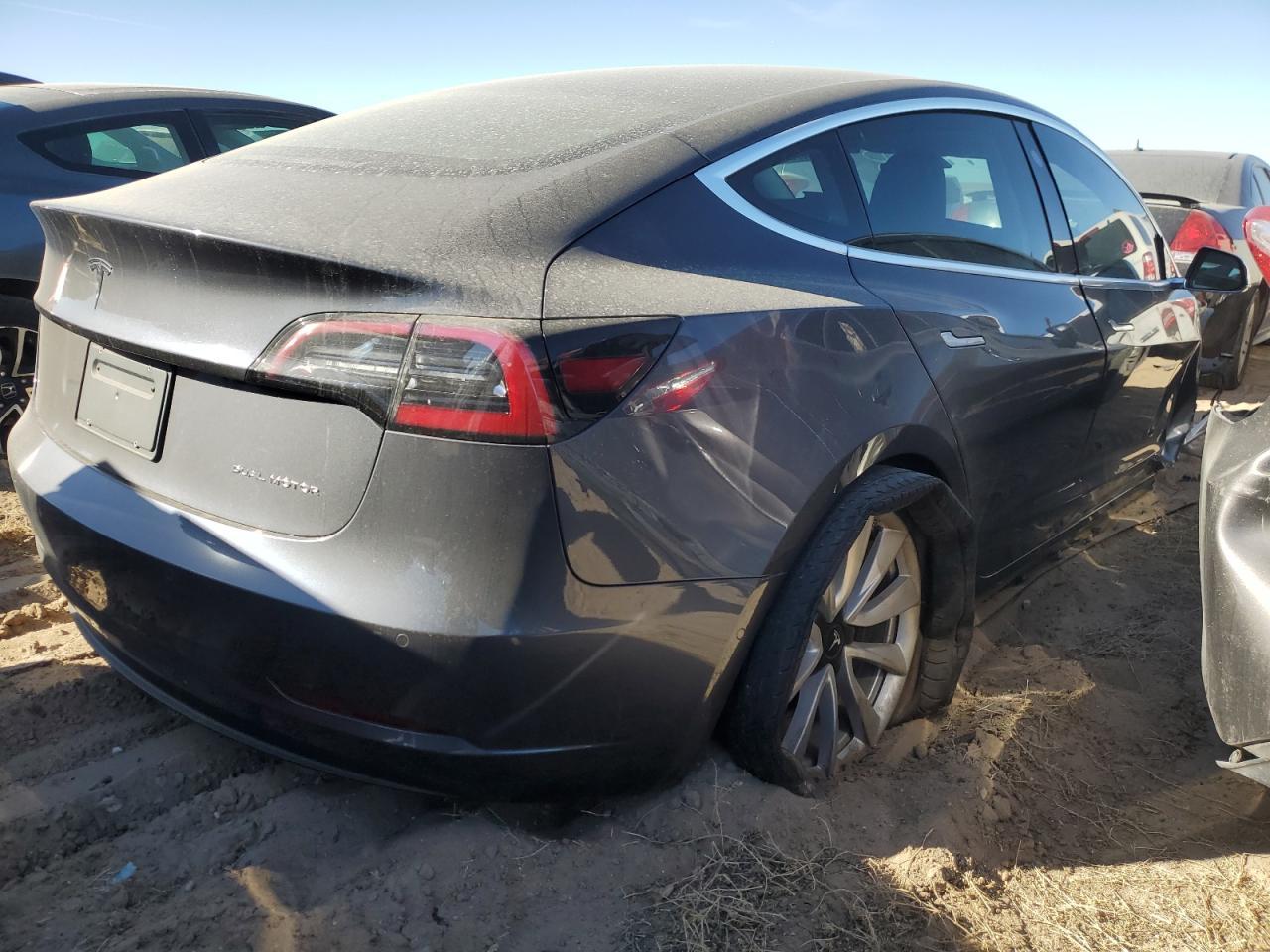 2019 TESLA MODEL 3 - Фото 3