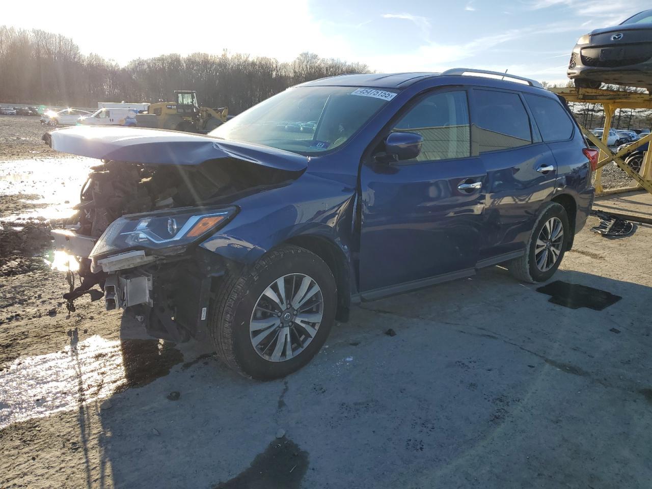2017 NISSAN PATHFINDER