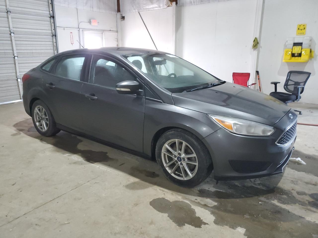 2016 FORD FOCUS SE - Image 4