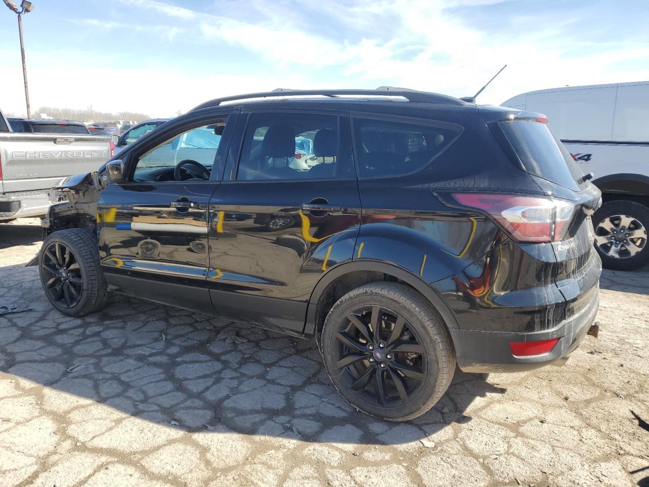 2017 FORD ESCAPE SE - Image 2