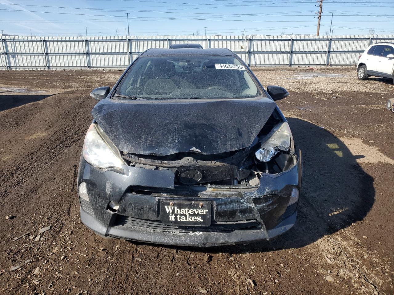 2013 TOYOTA PRIUS C - Фото 5