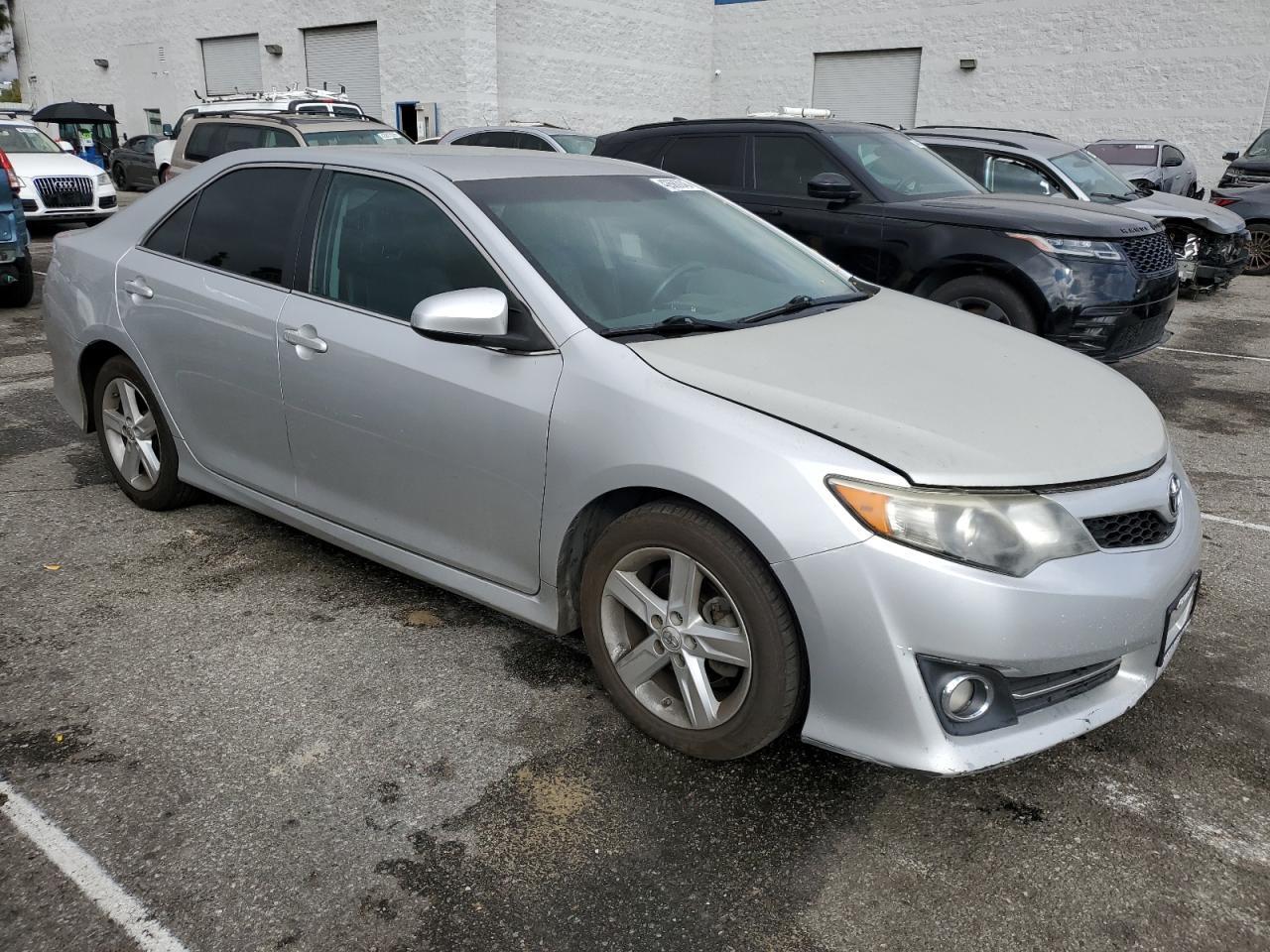 2013 TOYOTA CAMRY L - Image 4