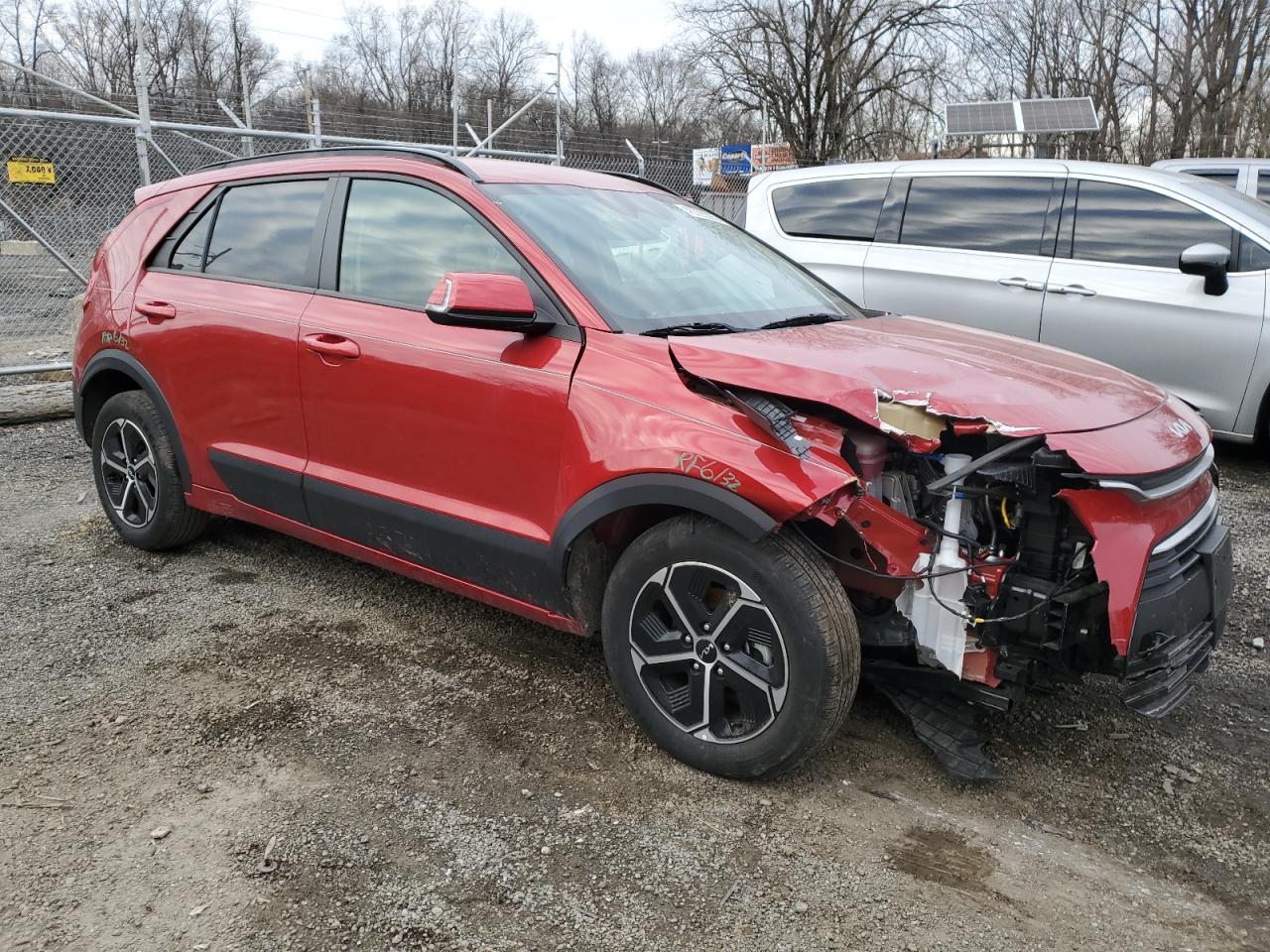 2023 KIA NIRO EX - Image 4